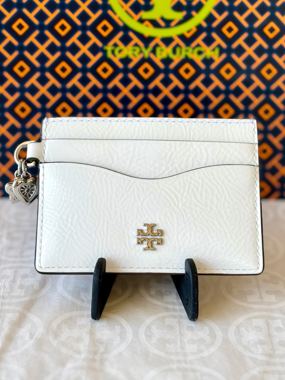 Tory Burch RORY CRINKLE CHARM
SLIM CARD CASE WALLET